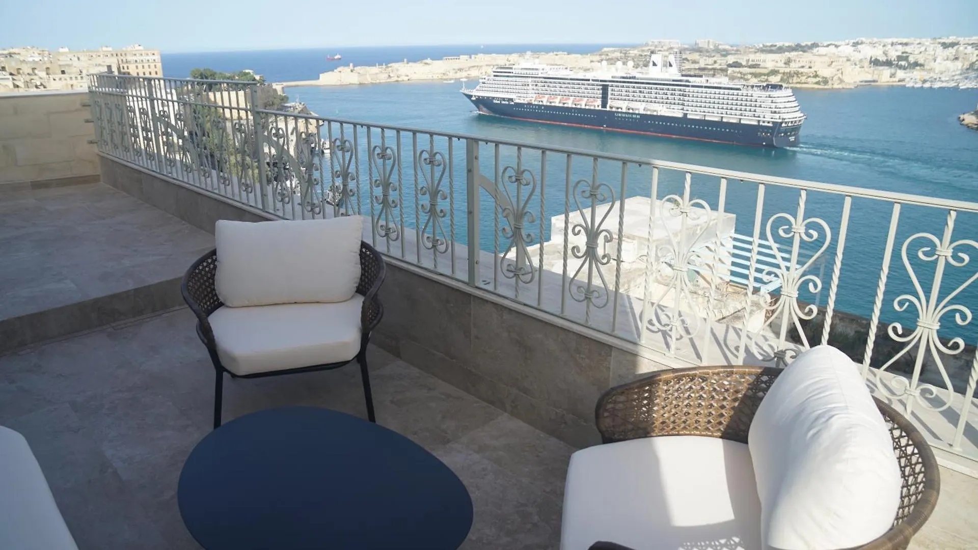 Battery House Hotel Valletta